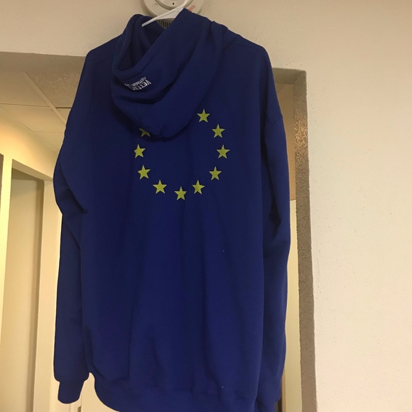 vetements eu hoodie